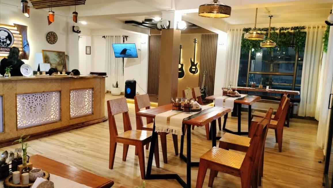 Aroma Inn 실롱 외부 사진