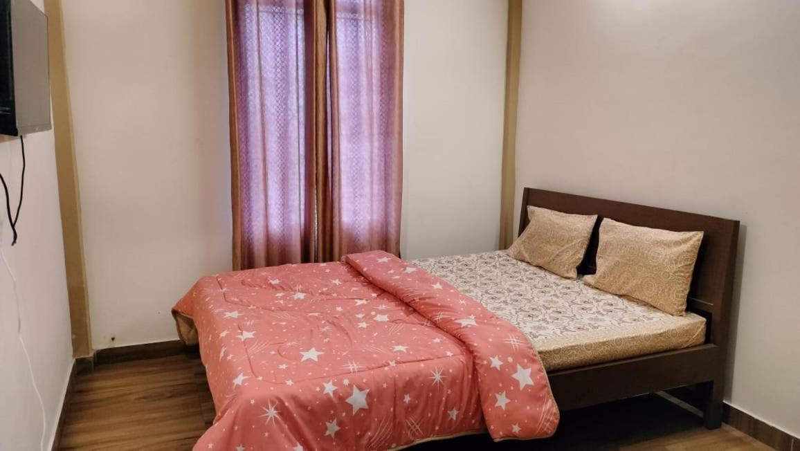 Aroma Inn 실롱 외부 사진