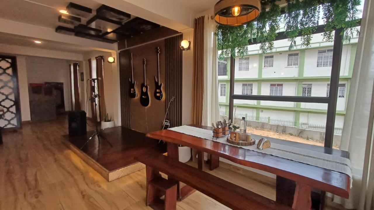 Aroma Inn 실롱 외부 사진